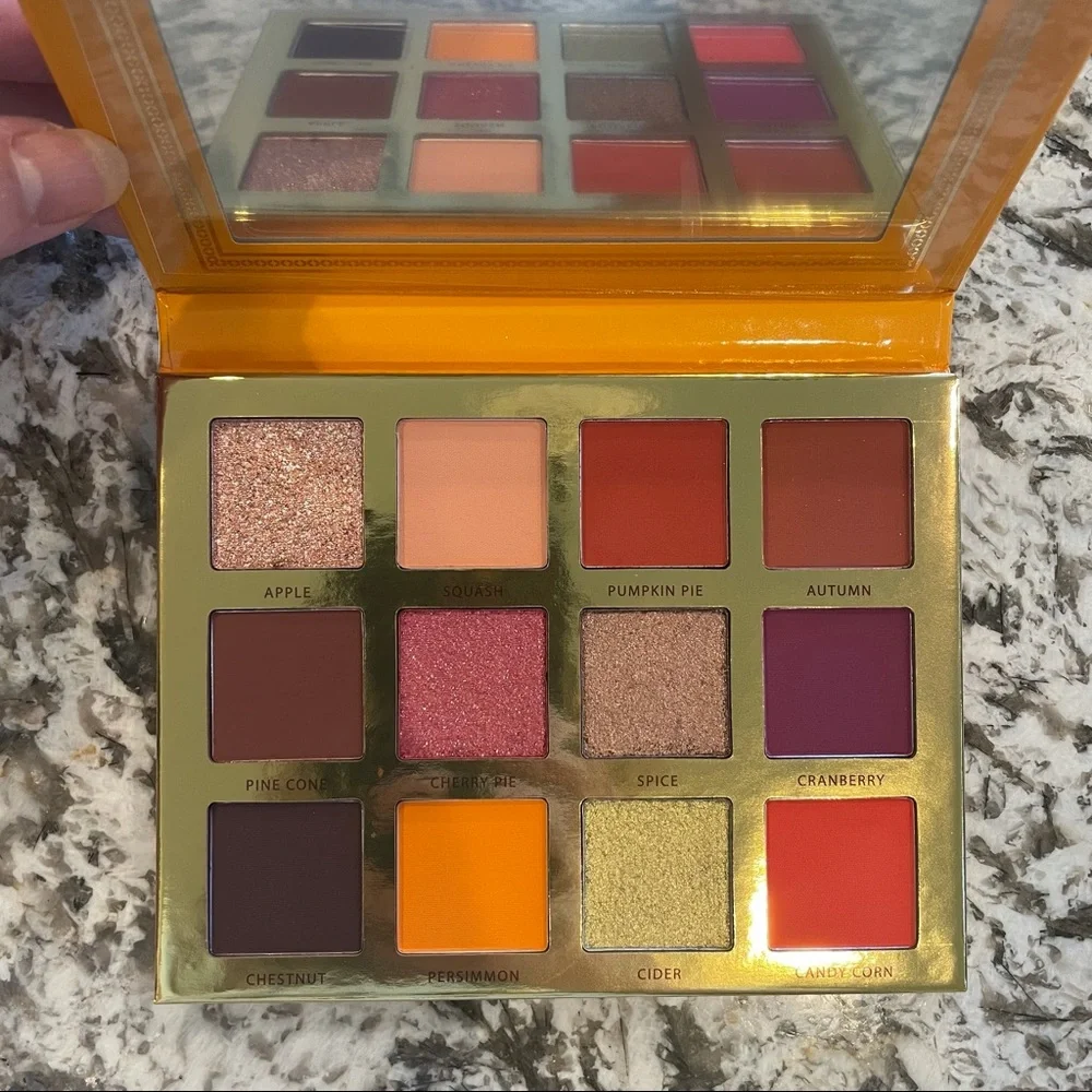 🎉HP🎉 ACE BEAUTE Falling For You Palette